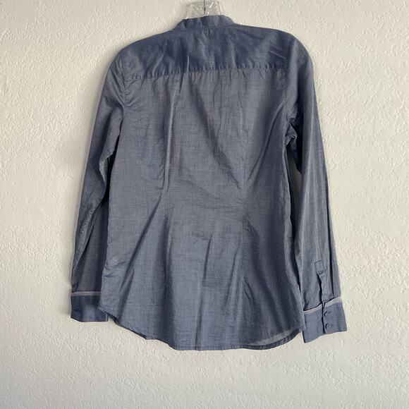 Gap Cotton Chambray Mixed Media Button Down Blouse Small - Picture 9 of 9